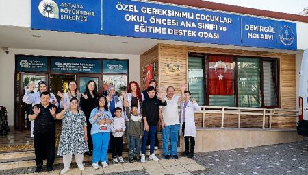 Özel bireylerden Anneler Günü’ne anlamlı sürpriz