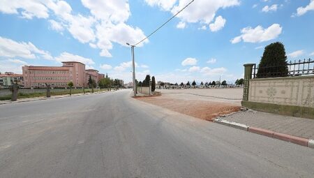 Şehir Mezarlığına Araçlar İçin Yeni Giriş Kapısı Açıldı