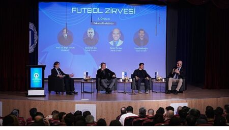 Türk Futbolunun Sorunları ve Geleceği Zirvede Tartışıldı