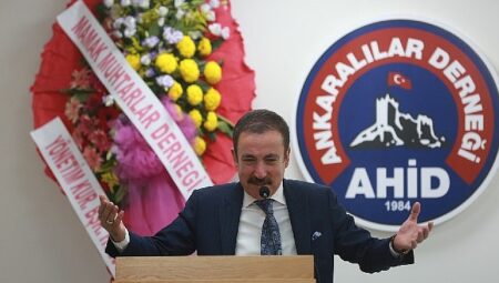 AHİD’den Ankara’ya Değer Katan İsimlere Vefa Gecesi