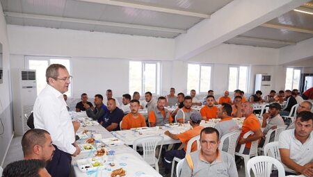 Ayvalık Belediye Başkanı Mesut Ergin:  “Temiz bir kent, sadece belediyenin değil, hepimizin ortak emeğiyle mümkün”