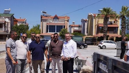 Ayvalık’ta Yol Seferberliği Sürüyor