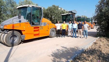 Başkan Deveciler Büyükşehir Belediyesi tarafından başlatılan Pelitköy Sahil Yolu çalışmalarını yerinde inceledi