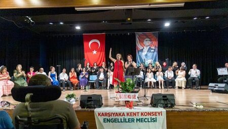 Bir Nota Bir Gülüş korosundan muhteşem konser
