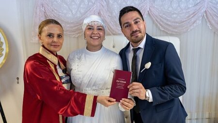 Bu tarihi unutana aşk olsun