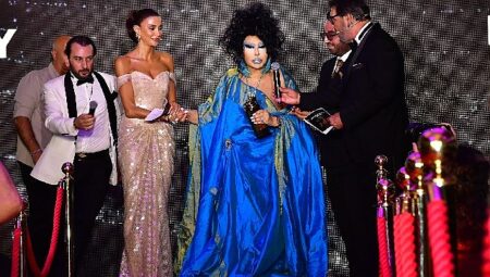 Bülent Ersoy Ankara’daki Törende Geceye Damga Vurdu