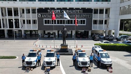 Büyükşehir zabıtasından sahte parfüme geçit yok