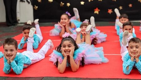 Çınar Anaokulları’nda mezuniyet coşkusu