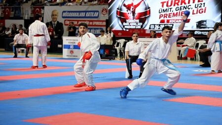 Dev karate organizasyonu Kocaeli’de başladı