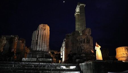 Didyma V. Uluslararası Akdeniz Edebiyat Günleri Didim’de başladı