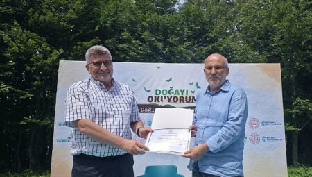 Gençler, Kuzuyayla’da doğayı sayfa sayfa keşfetti