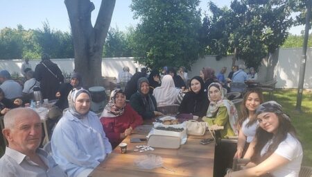Gölcük Saygınlar’dan “yaza merhaba” pikniği