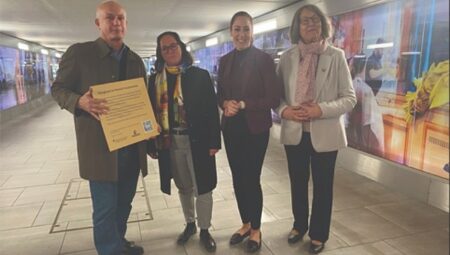 Hakan Kurşun’un ‘Willkommen’ Eseri Hanau Tren İstasyonu’ndaki Kamusal Sanat Projesinde Yer Alıyor