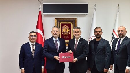 İbrahim Akın’dan spor hamlesi: Bayrampaşa Spor Tesisleri için yatırım protokolü imzalandı