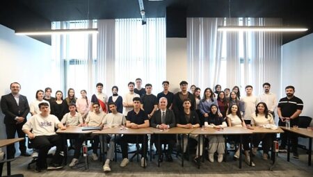 İnegöl Belediyesi’nden 330 Öğrenciye Sınav Öncesi Rehberlik Desteği