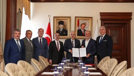 İnegöl’de 2 Yeni Anaokulu İçin İmzalar Atıldı