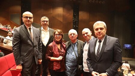 İstanbul’da Gürcistan Rüzgârı: “Zincire Vurulmuş Prometheus” Seyirciyle Buluştu