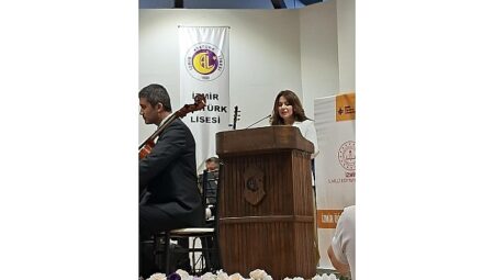 İzmir Öğretmen Akademileri 2025-2026 Eğitim Öğretim Yılı Kapanış Programı Gerçekleştirildi