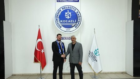 Kağıtspor’da kan değişimi