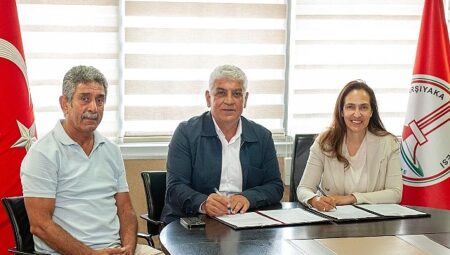 Karşıyaka’da Toplu İş Sözleşmesi’ne imzalar atıldı