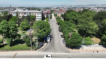 Kartepe’de 3 mahallenin yolları yenileniyor