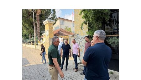 Kemer Belediyesi’nden LGS’ye giren öğrencilere su ve şeker