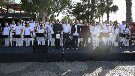 Kemer’de “Yaza merhaba konseri”