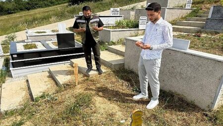 Kocaeli’de her cenaze insan onuruyla defnediliyor