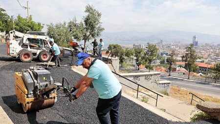 Konak’ta hummalı çalışma: 5 mahallede 24 sokak aynı anda yenileniyor