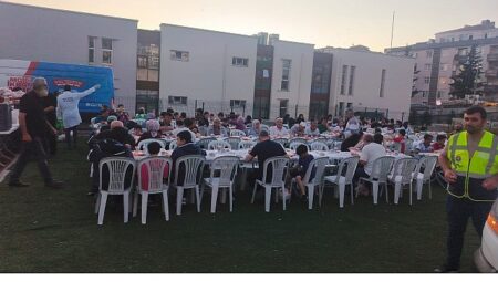 Maltepe’de Yas- ı Matem orucunun sekizinci gün lokmaları paylaşıldı
