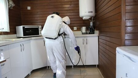 Nilüfer Belediyesi’nden halk sağlığı için haşere ve kemirgen mücadelesi