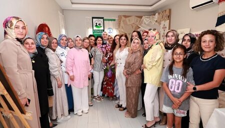 Osmangazi’de Üreten Kadınların 1 Yıllık Emekleri Sergiye Çıktı