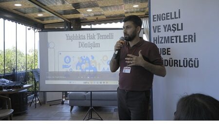 Saygınlar Kulübü’nde eğitimler sürüyor