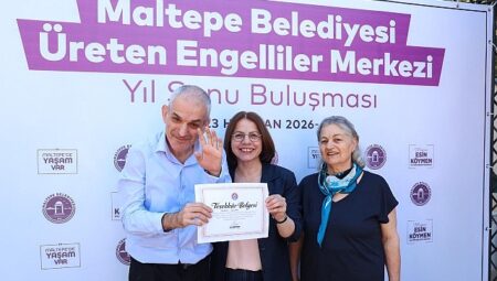 Üreten Engelliler Merkezi yeni mezunlarını verdi
