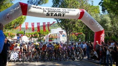 15 Temmuz Demokrasi Şehitlerini Anma Ulusal Yol Yarışı Muğla’da Düzenlendi