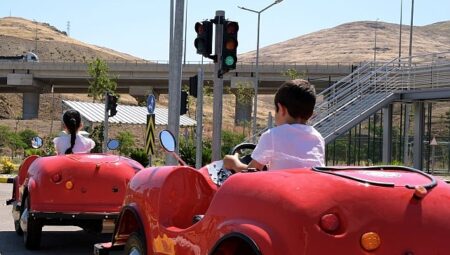 Asarlık Trafik Eğitim Parkuru’nda Her Gün 50 Çocuk Kuralları Öğreniyor