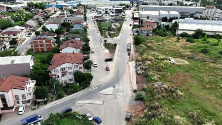 Başiskele’de kavşak revizyonu trafiğe nefes oldu