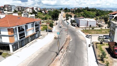Başiskele’nin ulaşımı Büyükşehir’le şekilleniyor