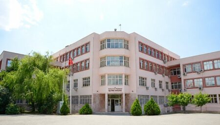DEÜ İşletme Fakültesine Uluslararası Kalite Tescili
