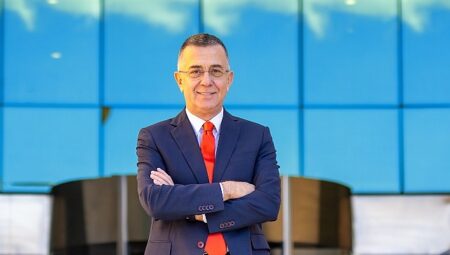 Dünya Yeditepe’de Yeditepe Dünyada