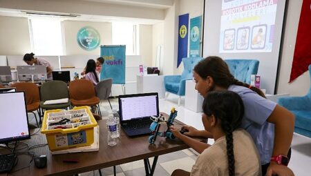 Geleceğin mühendisleri Buca’da yetişiyor