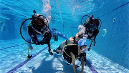 İzmir Marina’da su sporları heyecanı başladı
