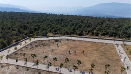 İzmir’de mezarlıklarda Türkiye’ye örnek olacak model
