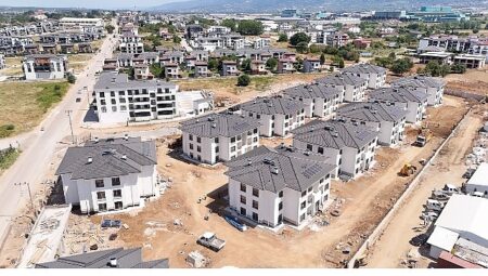 Kartepe Evleri’nde teslim için geri sayım başladı