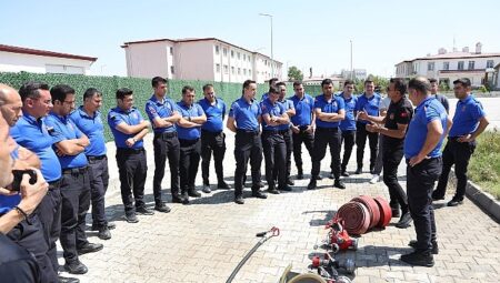 Konya İtfaiyesi Ereğli T Tipi Ceza İnfaz Kurumu Personeline Yangına Müdahale Eğitimi Verdi