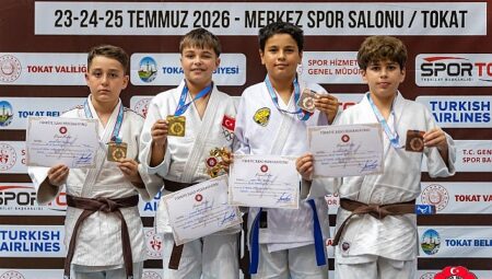 Kürsülerin değişmeyen adresi: Kağıtspor