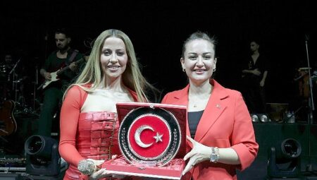 30 Ağustos Zafer Bayramı Antalya’da büyük bir coşkuyla kutlandı