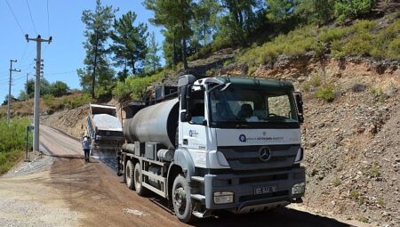 Büyükşehir Belediyesi’nden Alanya’da asfalt seferberliği
