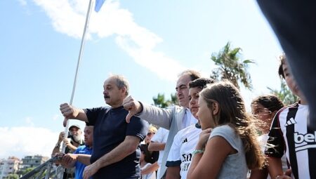 Engelliler, 30 Ağustos Zaferi İçin Su Altı Dalışı Yaptı