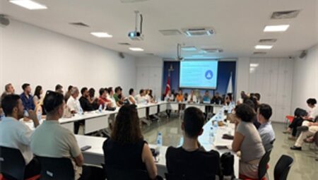 İzmir’in çatılarında güneş seferberliği